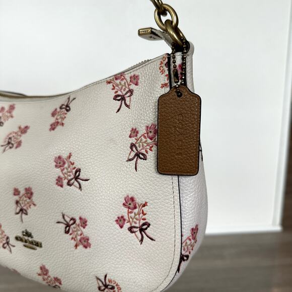Coach 28482 Chelsea Shoulder Bag in Floral Bow Print with Interchangeable Strap - Picture 11 of 11